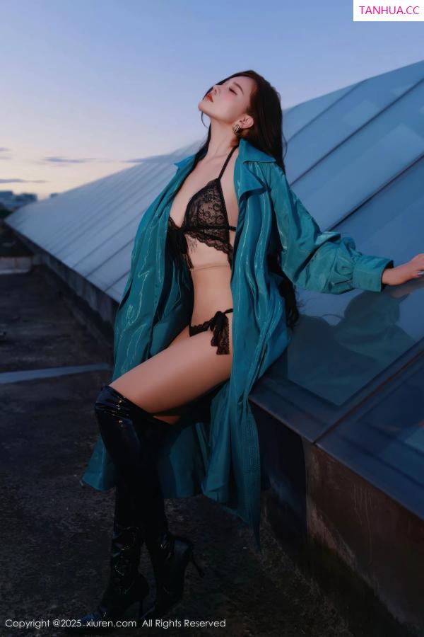 小娜比  [XiuRen]高清写真图 2025.09.17 No.10776 娜比 蕾丝情趣内衣第29张图片